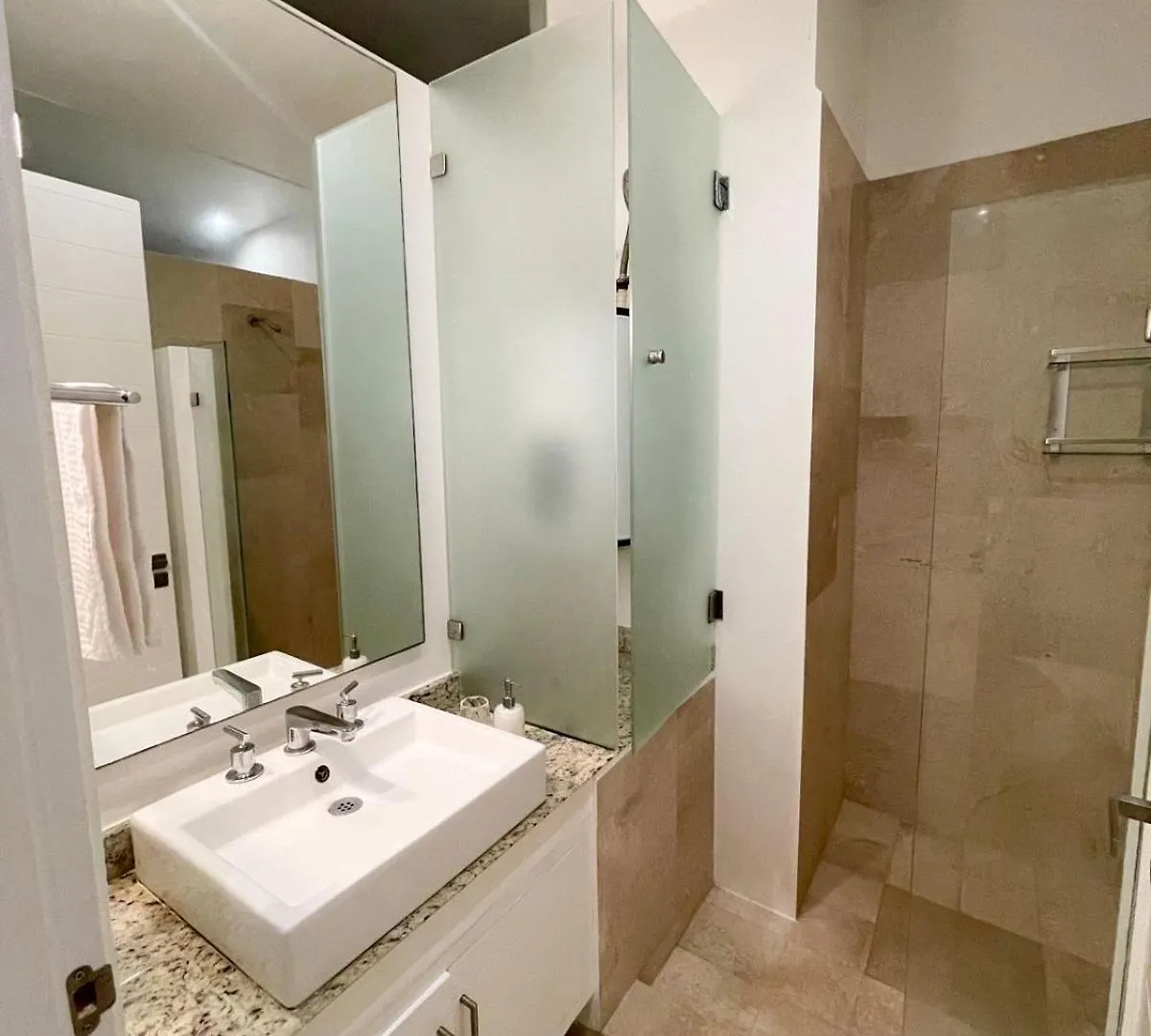 דירות פלאייה דל כרמן Great Location!